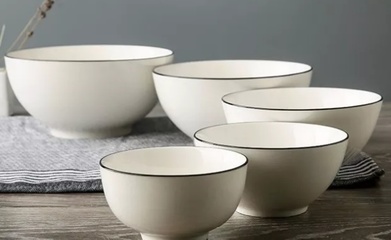 一層釉下的安全考 怎么才能選對(duì)寶寶的陶瓷餐具？